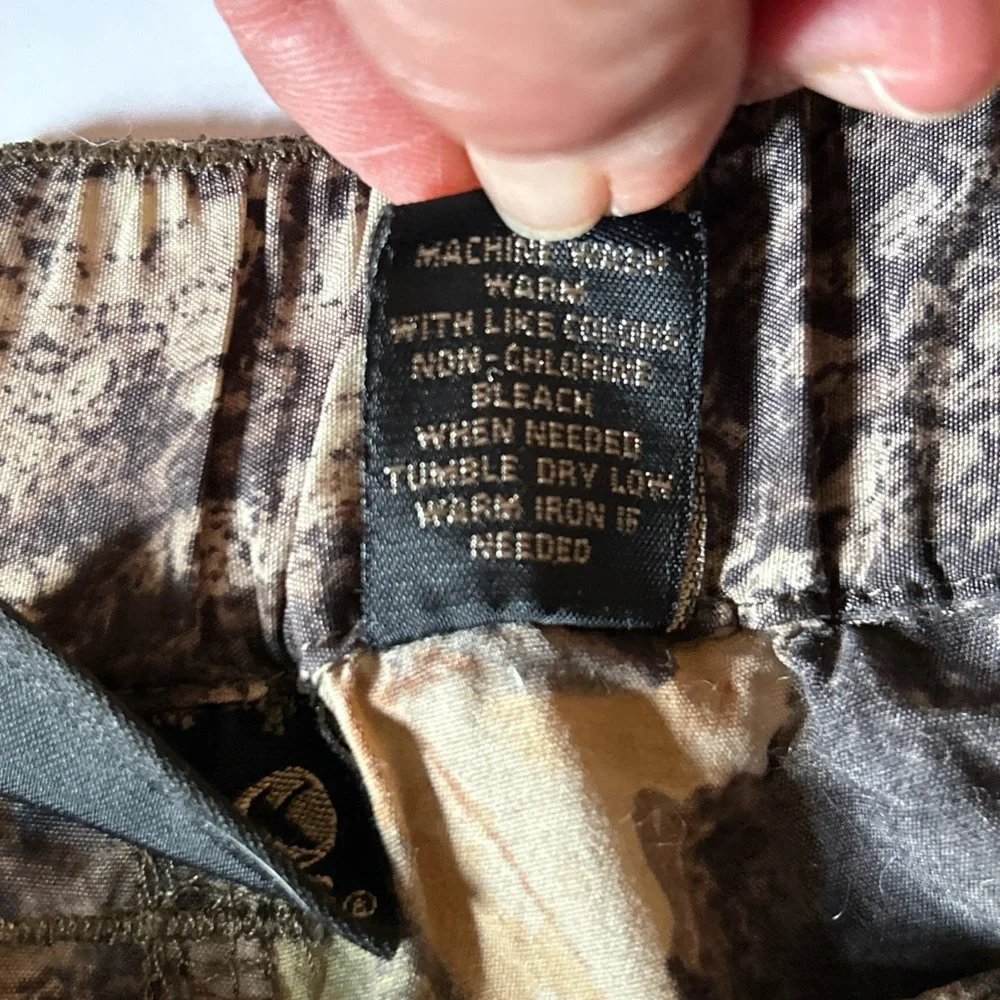 Gander Mountain Guide Series Mens Medium Realtree  Cargo Pants M Outdoor Hunting